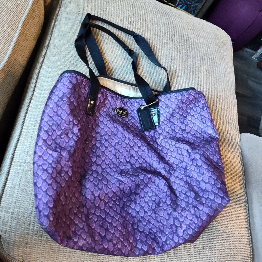 Coach XL Purple Multi Snake Print Getaway PACKABLE Travel Weekender Tote 1 PIECE
